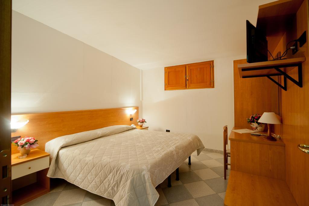 Hotel Il Quadrifoglio Cascia Pokój zdjęcie